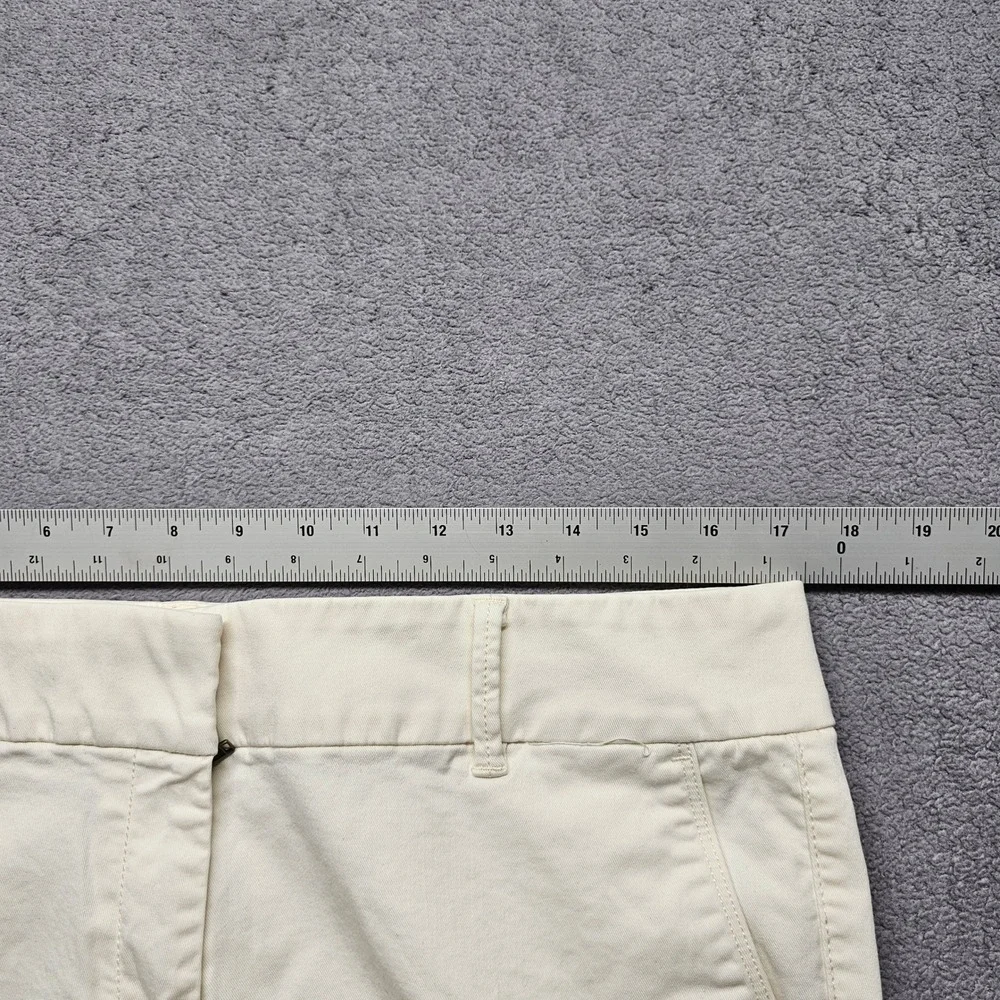 Loft‎ Outlet Womens Size 12 Cream Bermuda Chino Shorts Off White Cotton Spandex